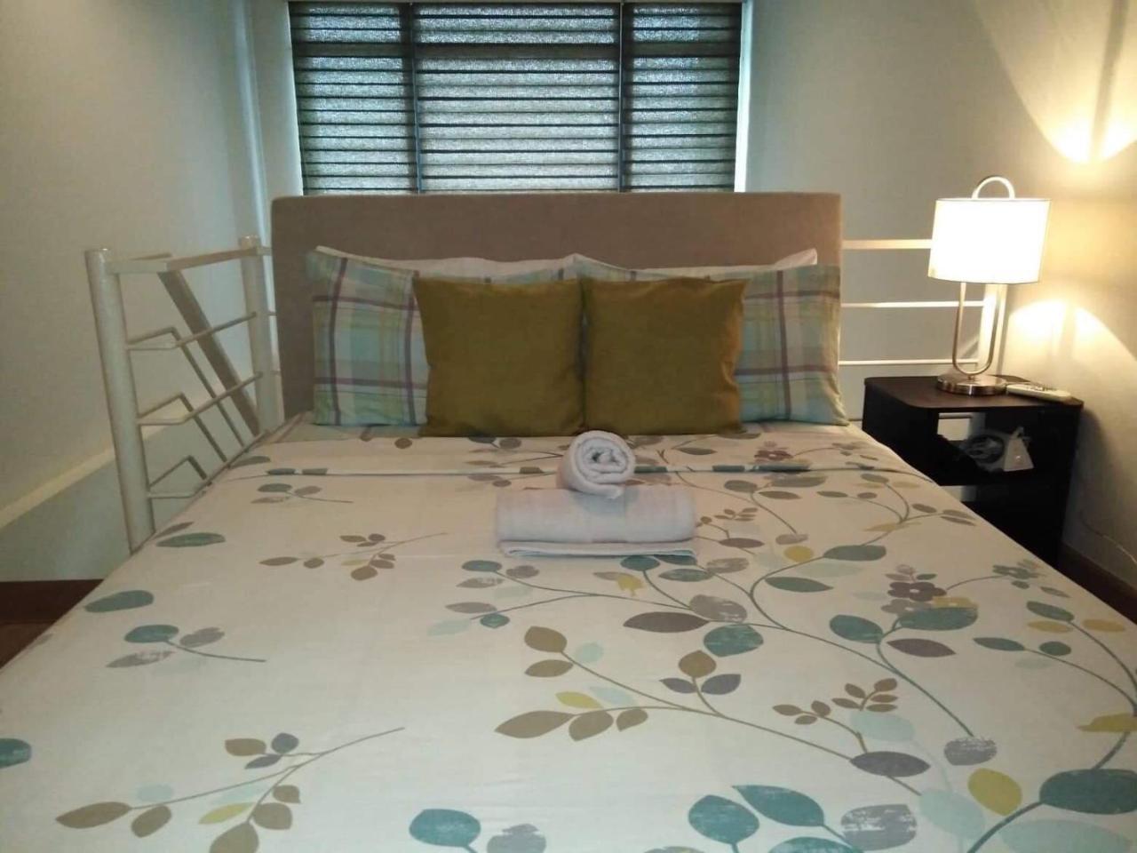 Seven Doors Aparthotels In Gramercy Makati Makati City Екстериор снимка