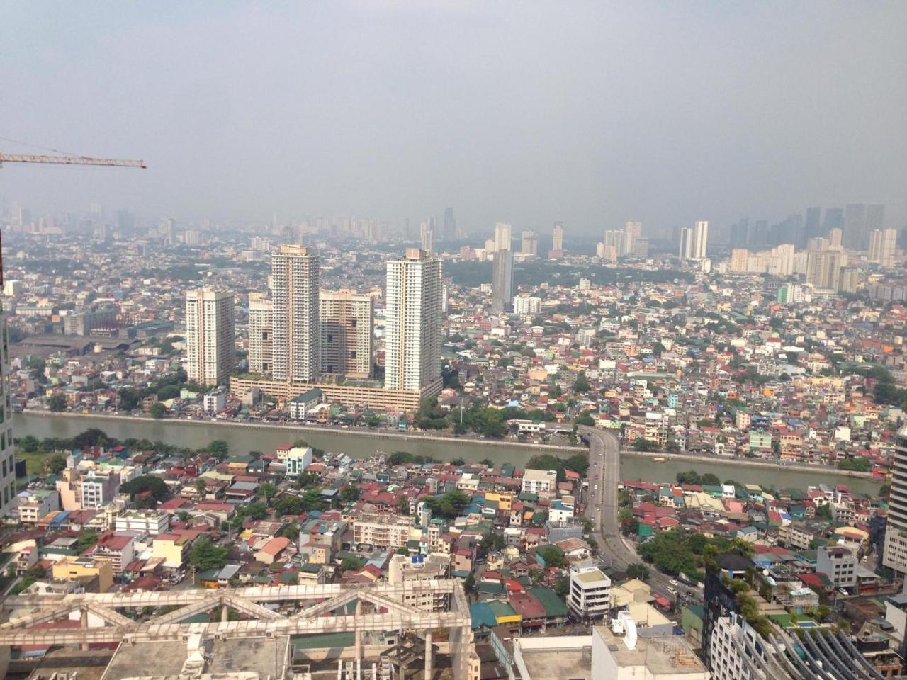 Seven Doors Aparthotels In Gramercy Makati Makati City Екстериор снимка