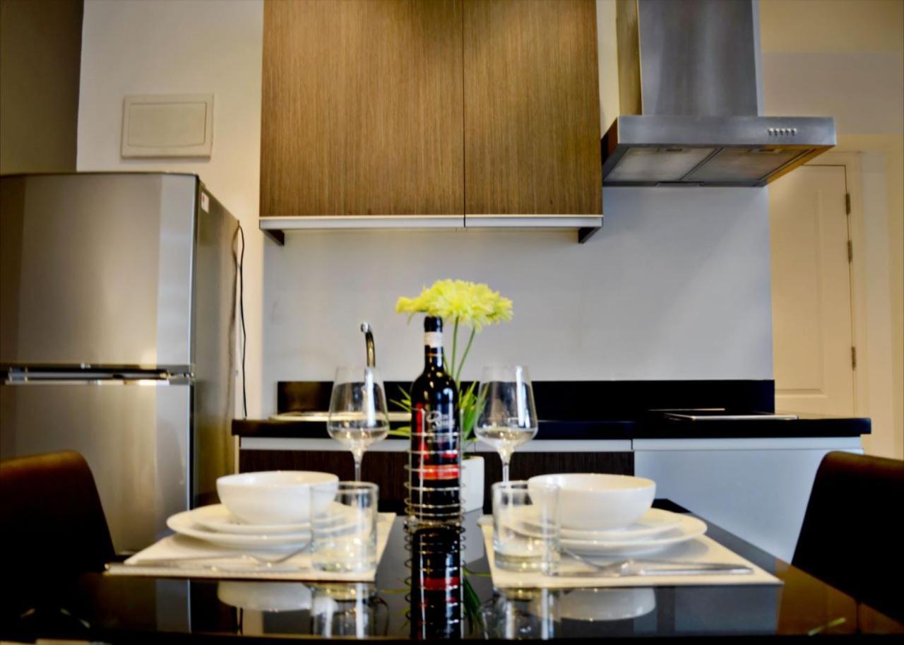 Seven Doors Aparthotels In Gramercy Makati Makati City Екстериор снимка