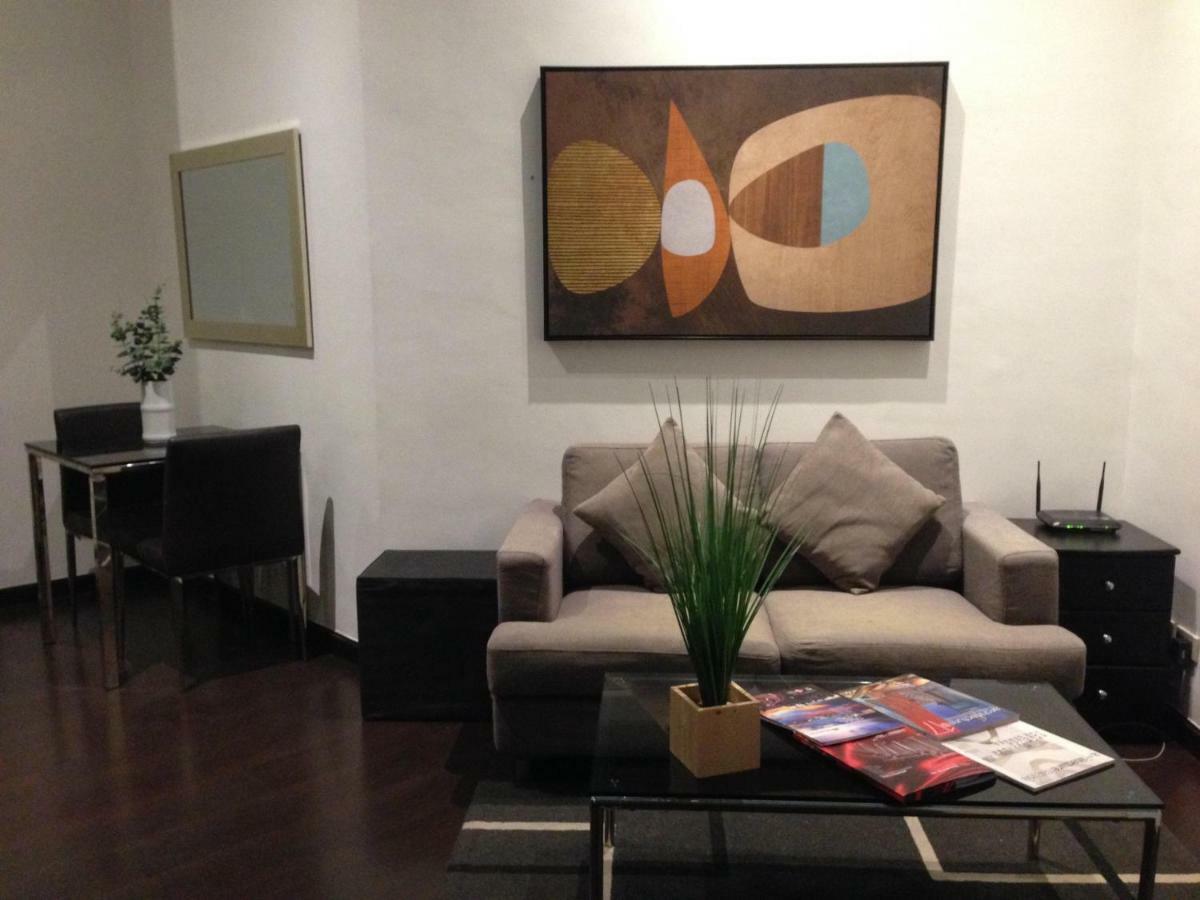 Seven Doors Aparthotels In Gramercy Makati Makati City Екстериор снимка