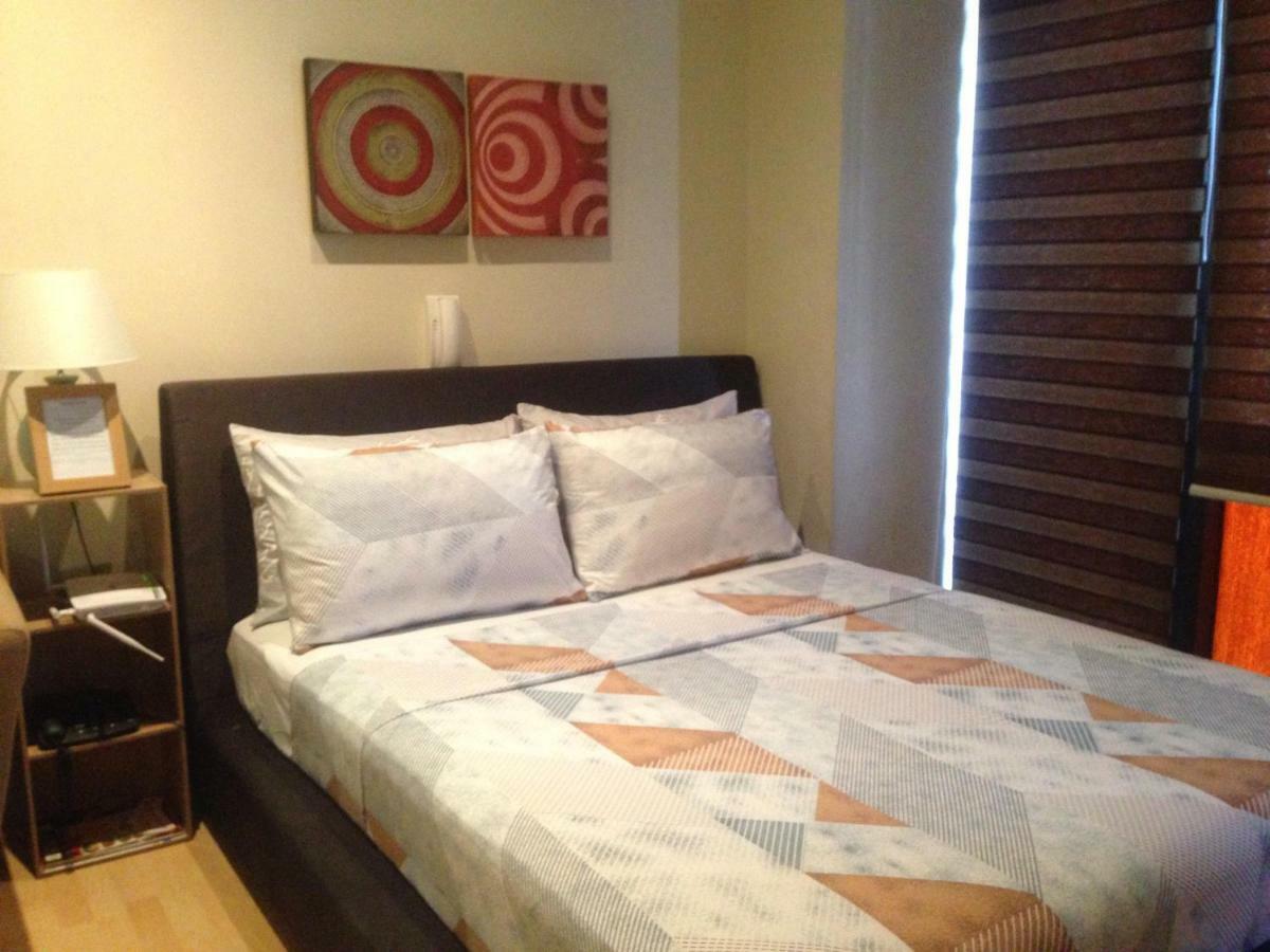 Seven Doors Aparthotels In Gramercy Makati Makati City Екстериор снимка