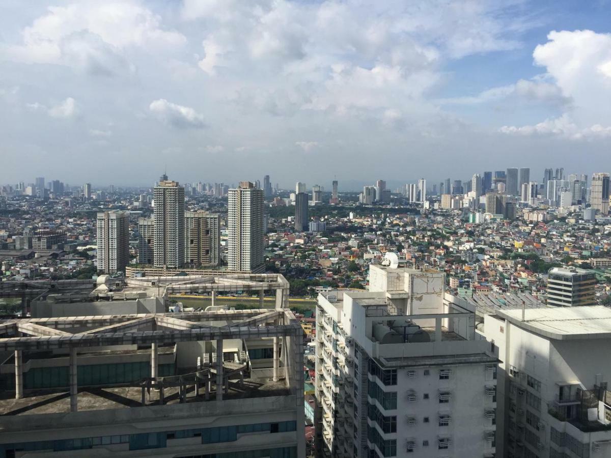 Seven Doors Aparthotels In Gramercy Makati Makati City Екстериор снимка