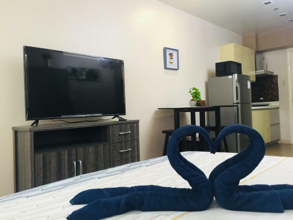 Seven Doors Aparthotels In Gramercy Makati Makati City Екстериор снимка