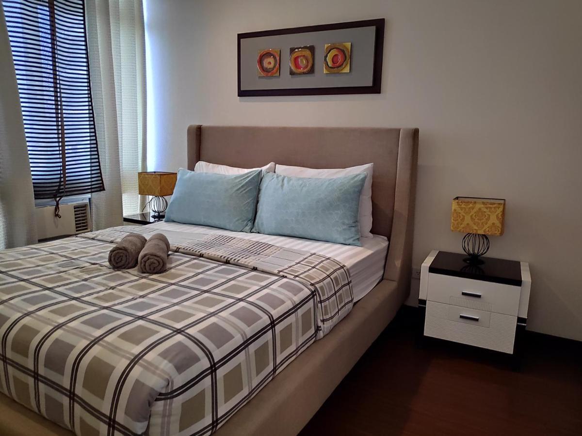 Seven Doors Aparthotels In Gramercy Makati Makati City Екстериор снимка